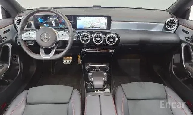 MERCEDES-BENZ CLA 250 4MATIC 2022
