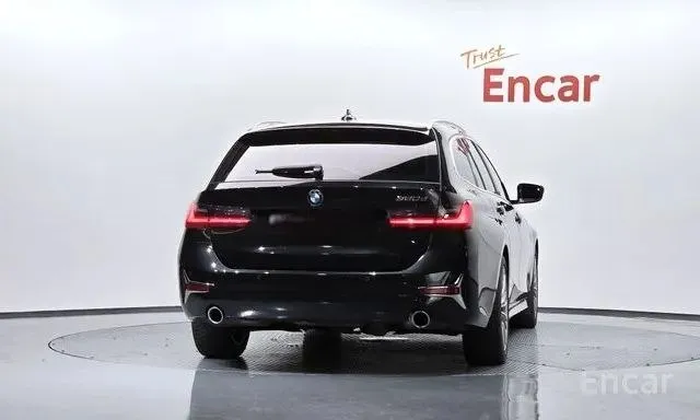 BMW 320D TOURING LUXURY 2022