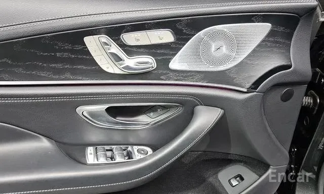 MERCEDES-BENZ CLS300D 4MATIC 2022