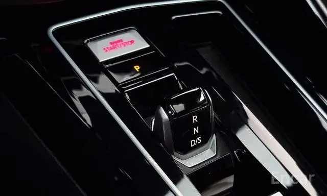 VOLKSWAGEN GOLF GTI 8TH GENERATION 2023