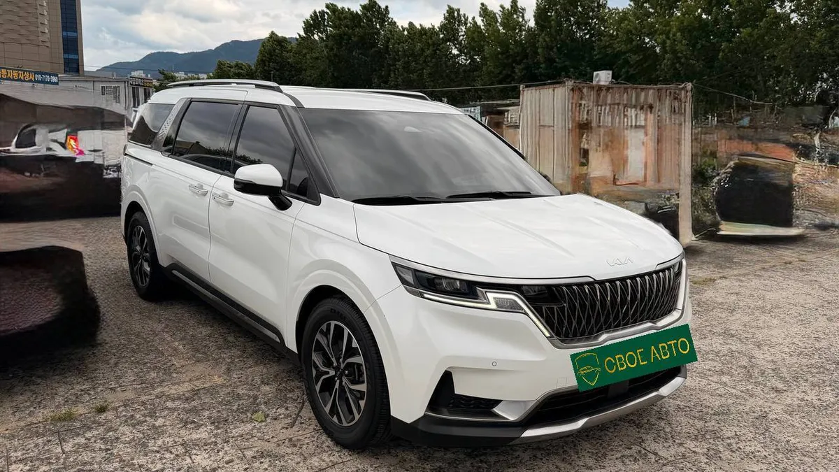 KIA CARNIVAL NOBLESSE 2022