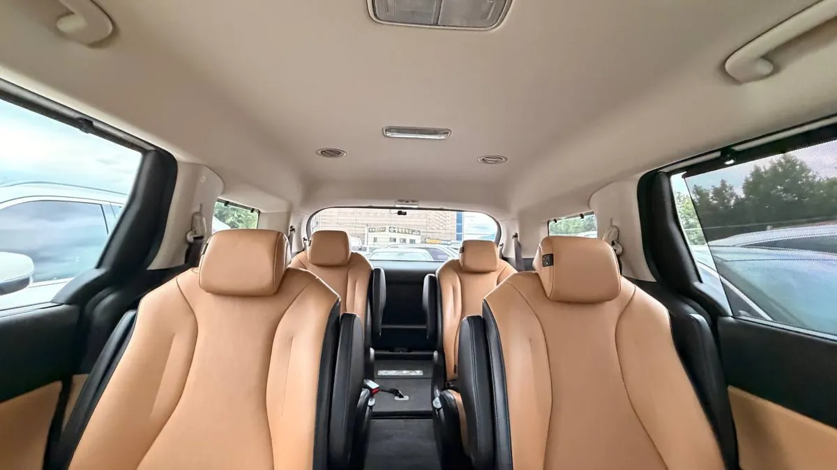 KIA CARNIVAL NOBLESSE 2022