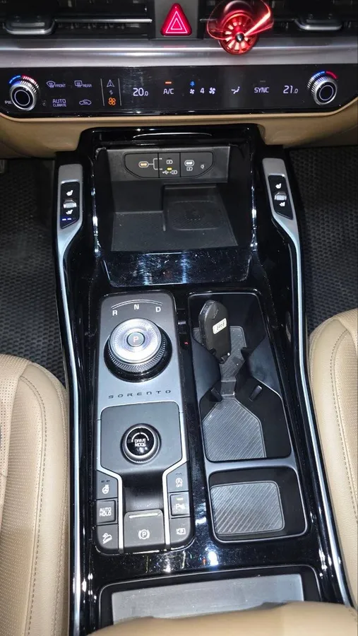 KIA SORENTO 2023