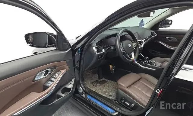BMW 320D TOURING LUXURY 2022