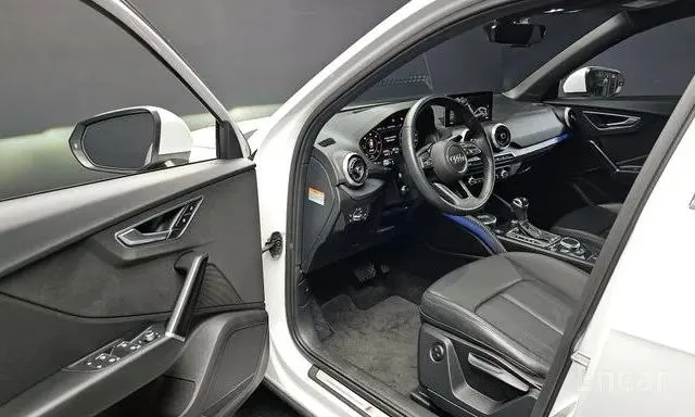 AUDI Q2 PREMIUM 2023