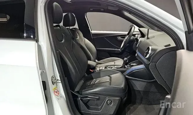 AUDI Q2 PREMIUM 2023