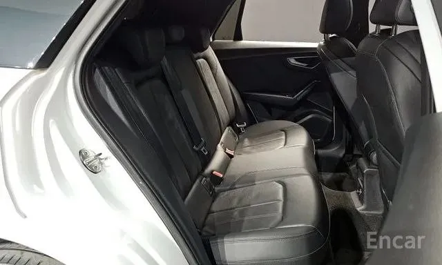 AUDI Q2 PREMIUM 2023