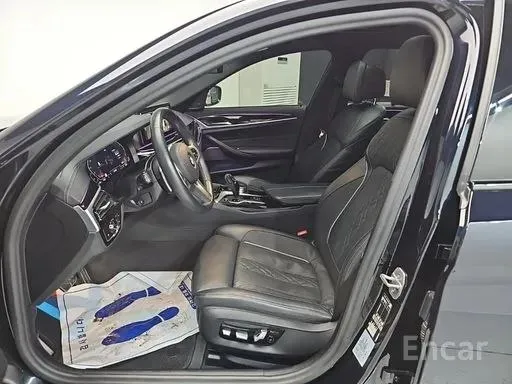 BMW 530I M-SPORT 2022
