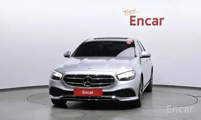 MERCEDES-BENZ E250 AVANTGARDE 2022