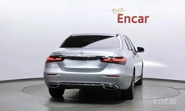 MERCEDES-BENZ E250 AVANTGARDE 2022