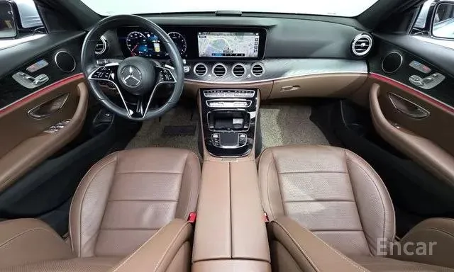 MERCEDES-BENZ E250 AVANTGARDE 2022