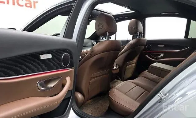MERCEDES-BENZ E250 AVANTGARDE 2022