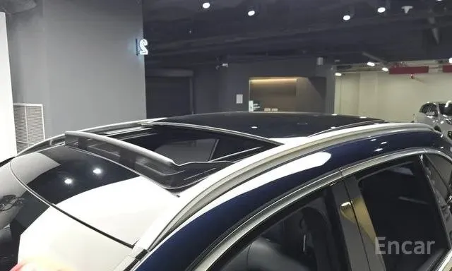 MERCEDES-BENZ GLC300E 4MATIC 2022