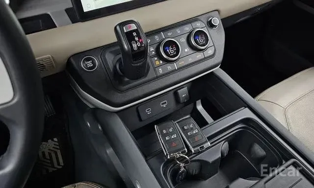 LAND ROVER DEFENDER SE 2022