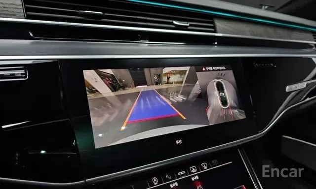 AUDI A8 PREMIUM 2023
