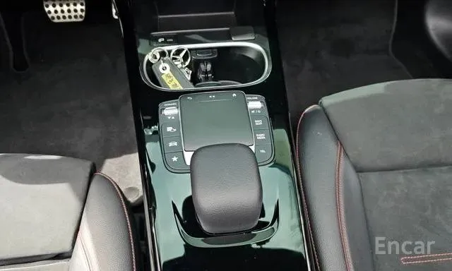 MERCEDES-BENZ CLA250 4MATIC 2022