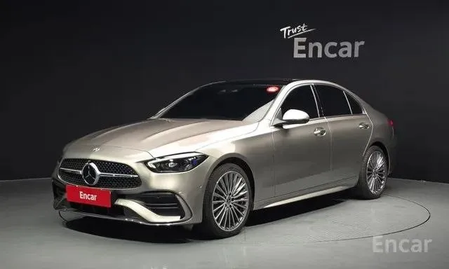 MERCEDES-BENZ C300 AMG LINE 2022