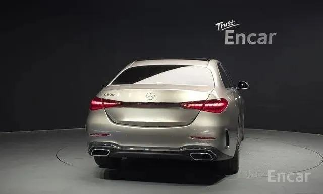 MERCEDES-BENZ C300 AMG LINE 2022
