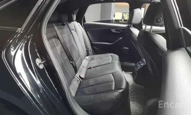 AUDI A4 PREMIUM 2022