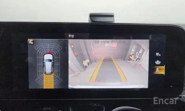 MERCEDES-BENZ GLB250 4MATIC 2022