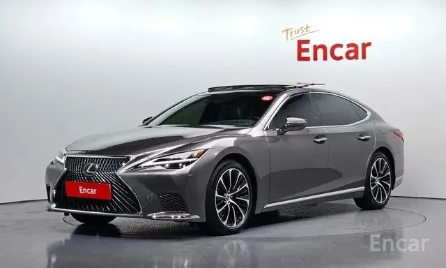 LEXUS LS500H LUXURY 2023