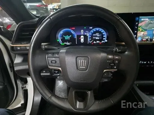 TOYOTA CROWN CROSSOVER HYBRID 2023