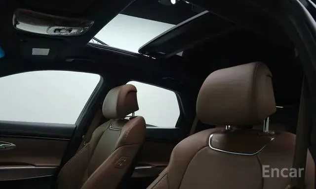 GENESIS GV70 2022