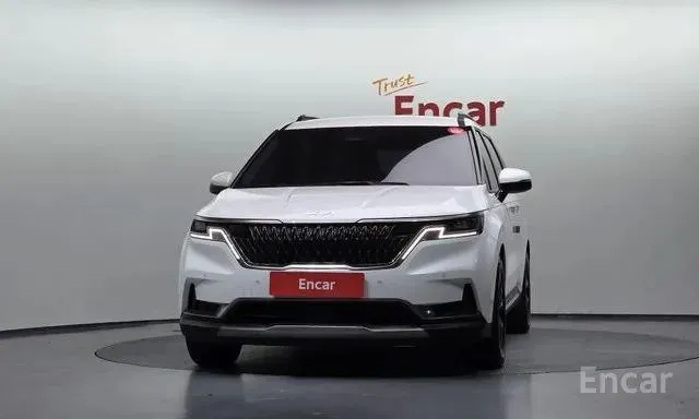 KIA CARNIVAL NOBLESSE 2022