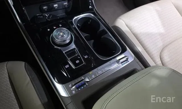 KIA CARNIVAL NOBLESSE 2022