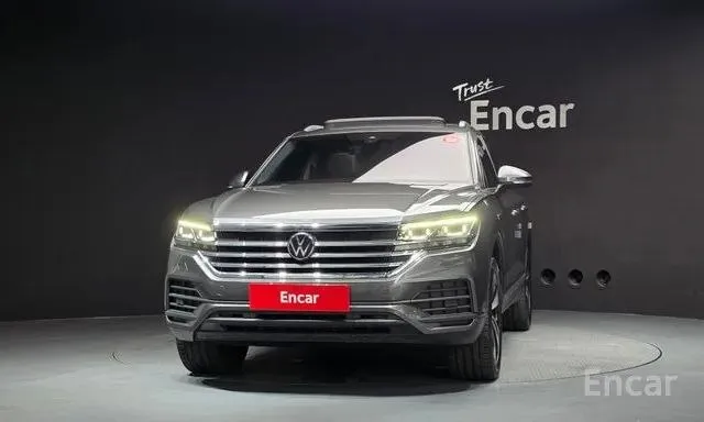 VOLKSWAGEN TOUAREG PREMIUM 2022