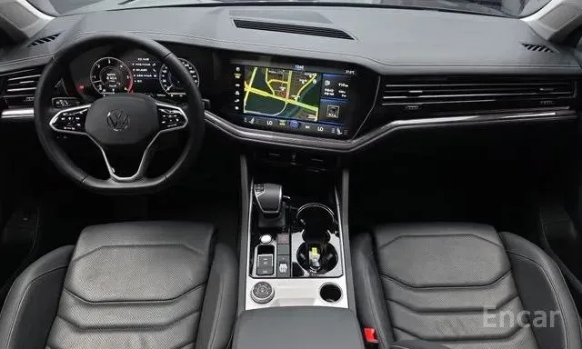 VOLKSWAGEN TOUAREG PREMIUM 2022