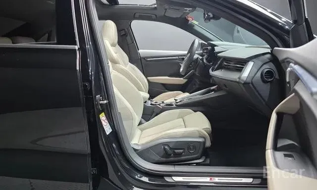 AUDI A3 PREMIUM 2022