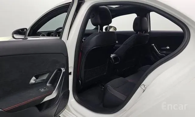 MERCEDES-BENZ A35 AMG 4MATIC 2022