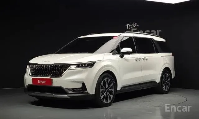 KIA CARNIVAL NOBLESSE 2023