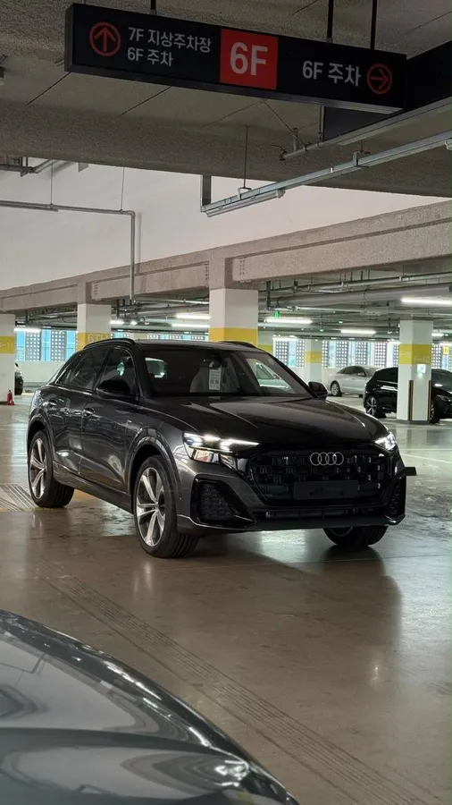 AUDI Q8 PREMIUM 2026