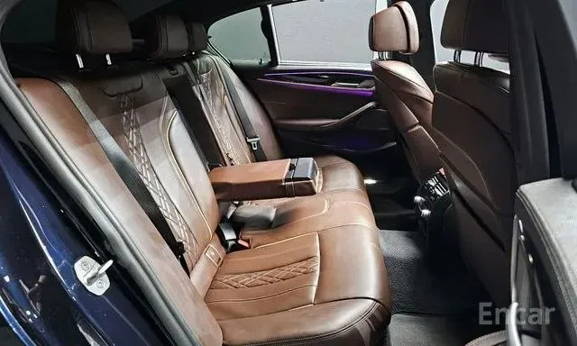 BMW 530E M-SPORT 2022