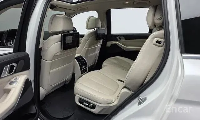 BMW X7 XDRIVE 40I DESIGN 2022