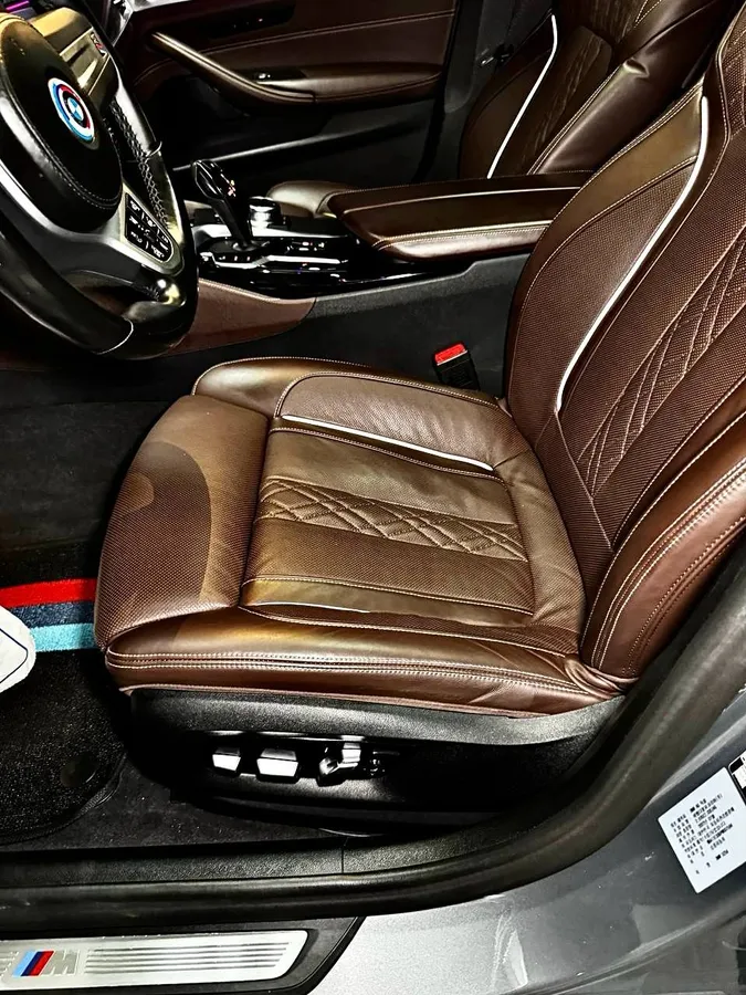 BMW 523D 2022