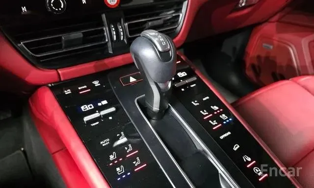 PORSCHE MACAN S 2022