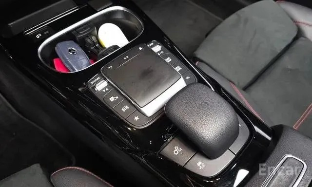 MERCEDES-BENZ A35 AMG 4MATIC 2022