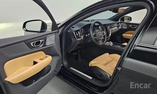 VOLVO S60 B5 INSCRIPTION 2022