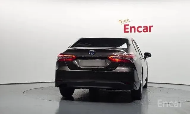 TOYOTA CAMRY LE HYBRID 2022