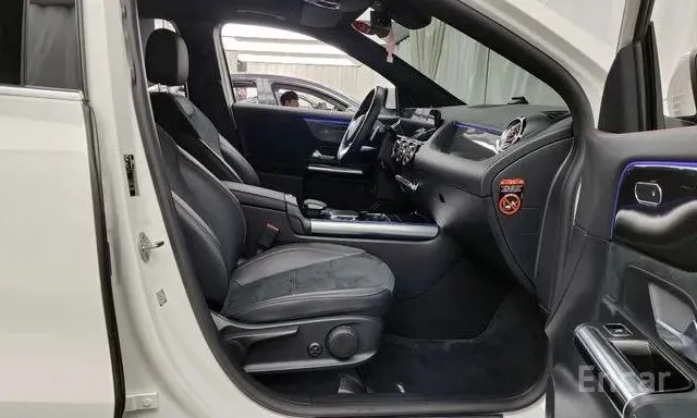 MERCEDES-BENZ GLA250 4MATIC 2022