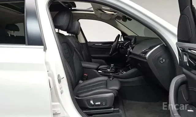 BMW X3 XDRIVE20I 2022