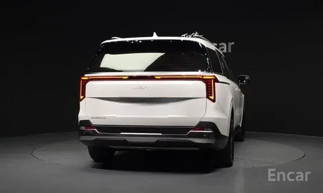 KIA CARNIVAL SIGNATURE 2023