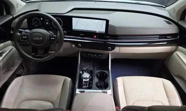 KIA CARNIVAL SIGNATURE 2023