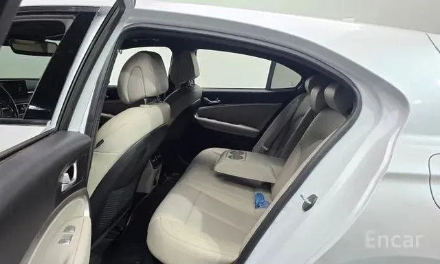 GENESIS G70 SHOOTING BRAKE 2022