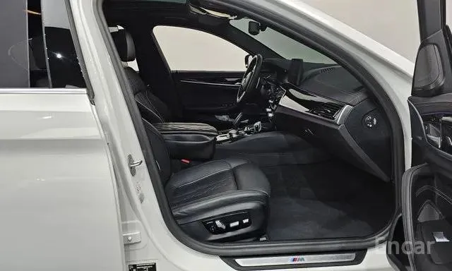 BMW 530I XDRIVE M-SPORT 2022