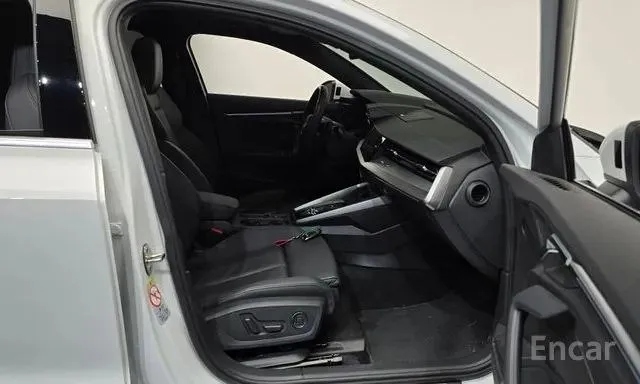 AUDI A3 PREMIUM 2022