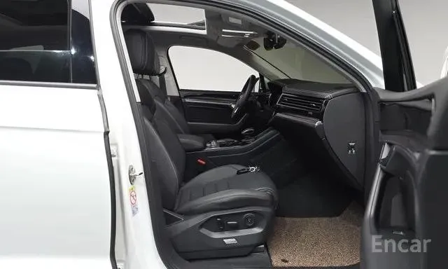 VOLKSWAGEN TOUAREG PREMIUM 2023